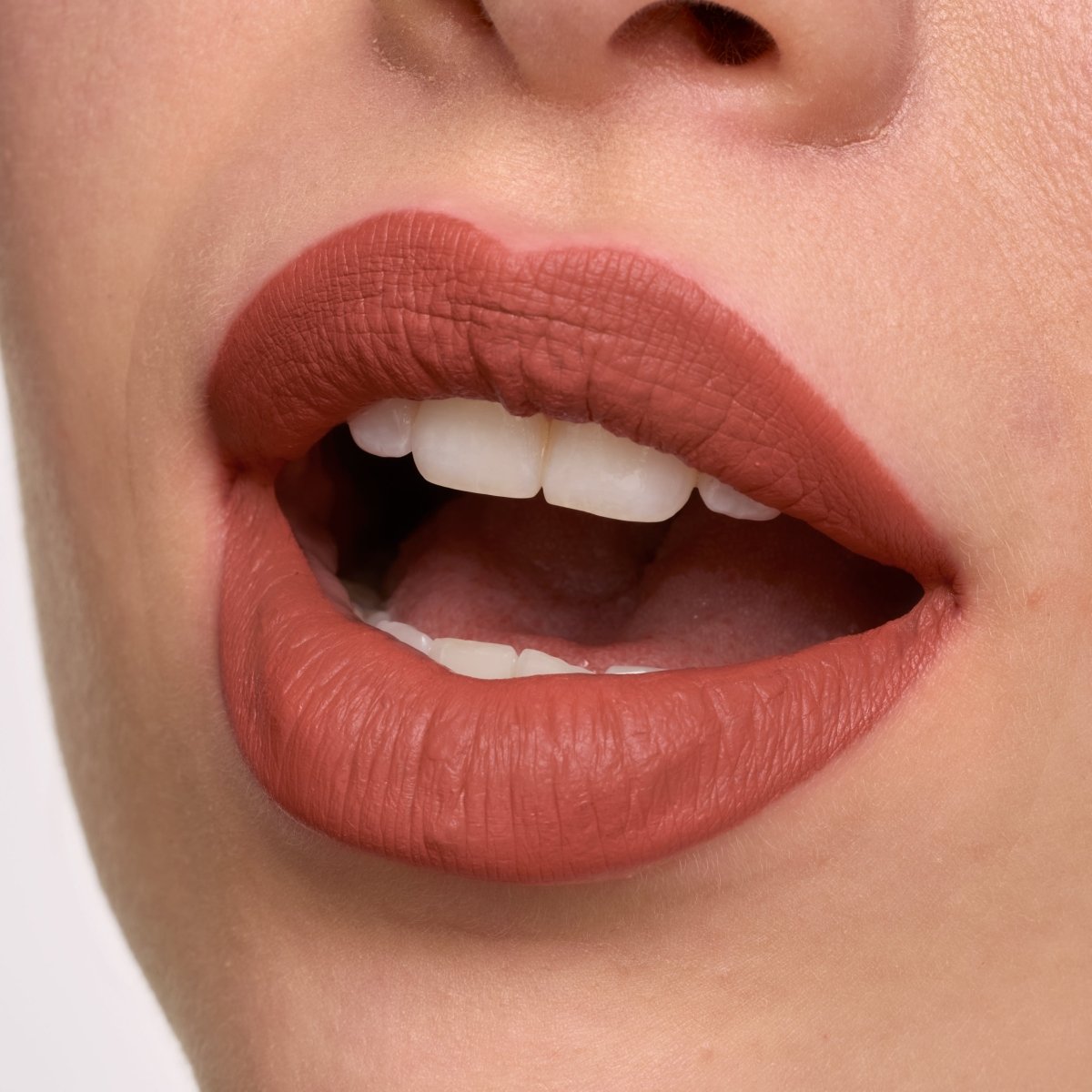 Maybelline New York Rouge à Lèvres Mat Liquide Longue Tenue Superstay Matte Ink Teinte : SELF - STARTER (130), 5 ml - 3600531513436